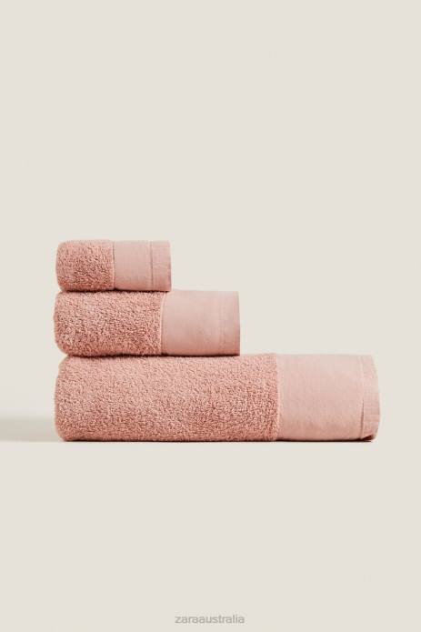 Towel With Linen Applique 822X1713 Zara Accessories Unisex Pale Pink